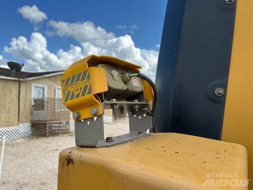 CAT 972M Kolesni nakladalci