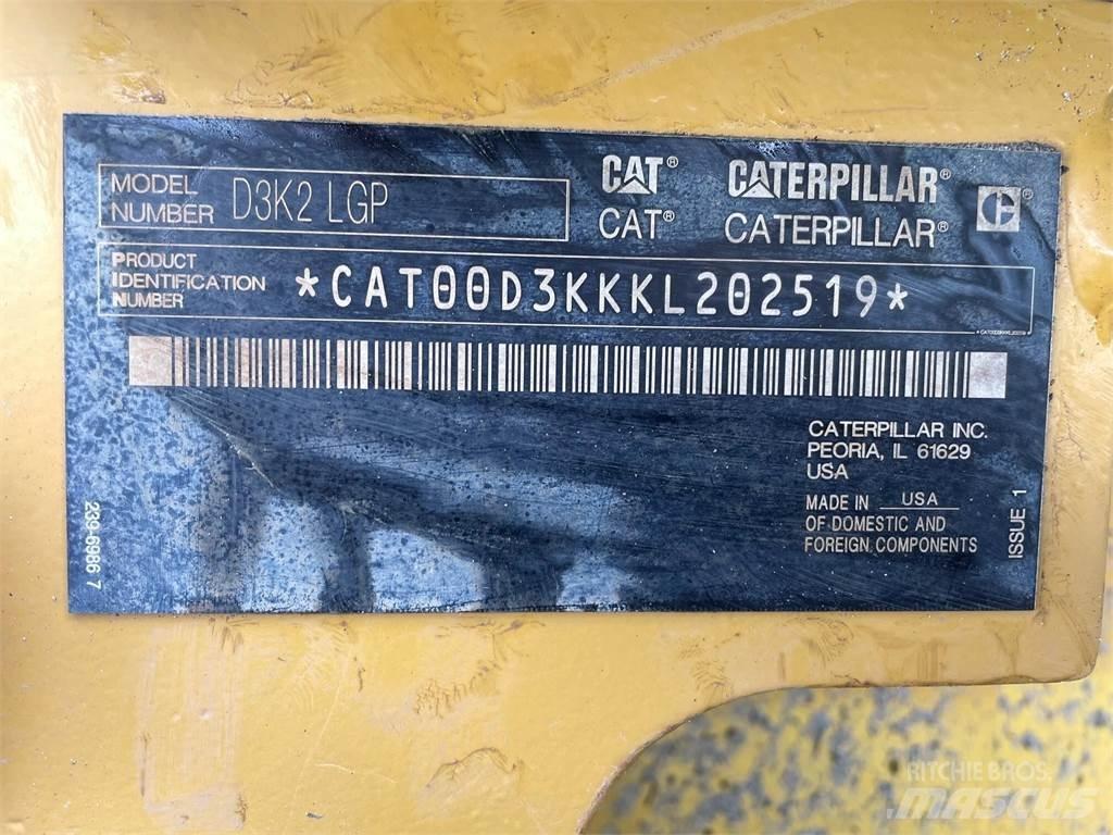 CAT D3K2 LGP Buldožerji goseničarji
