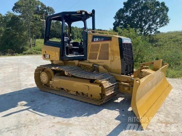 CAT D3K2 LGP Buldožerji goseničarji