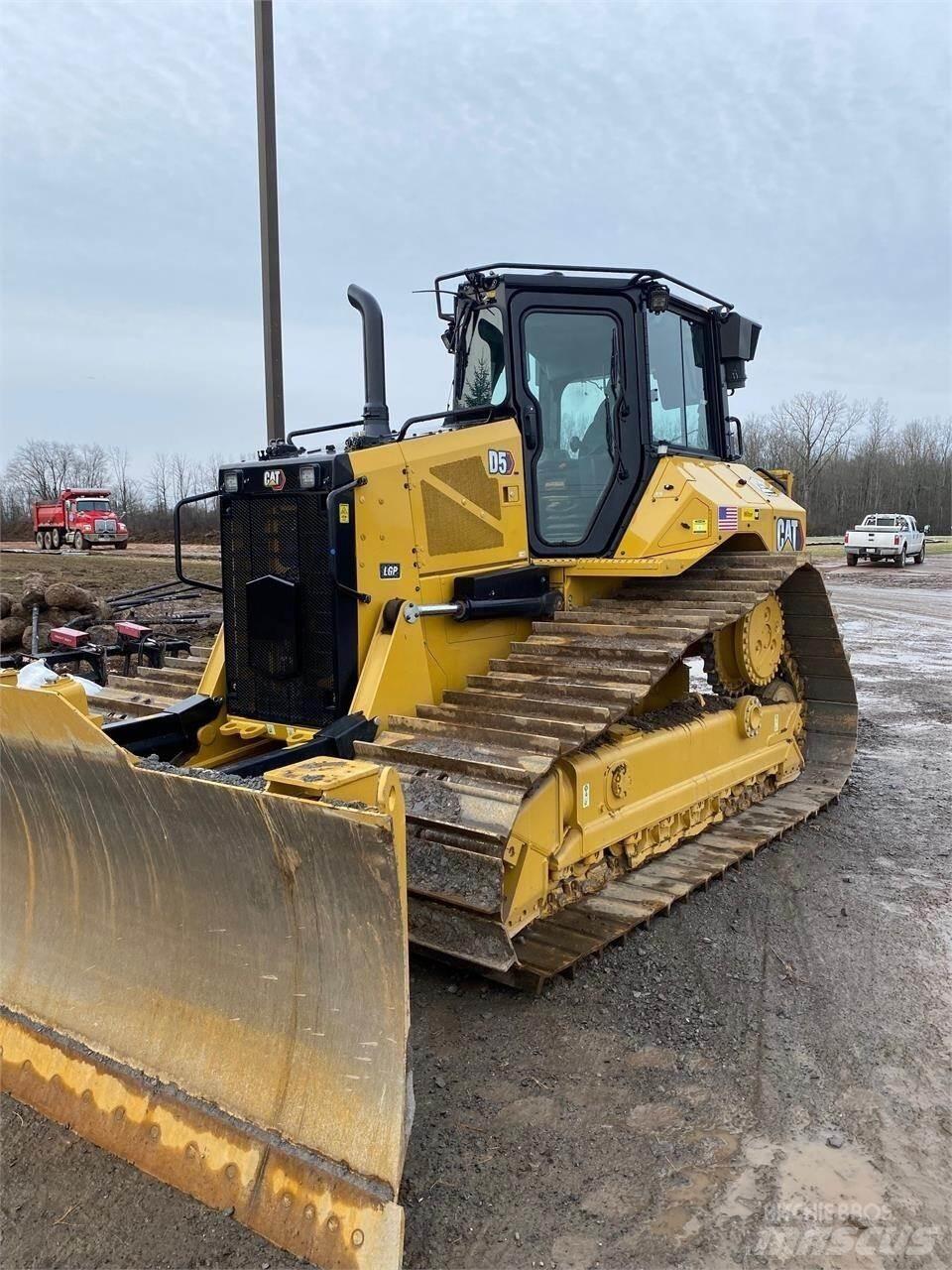 CAT D5 LGP Buldožerji goseničarji
