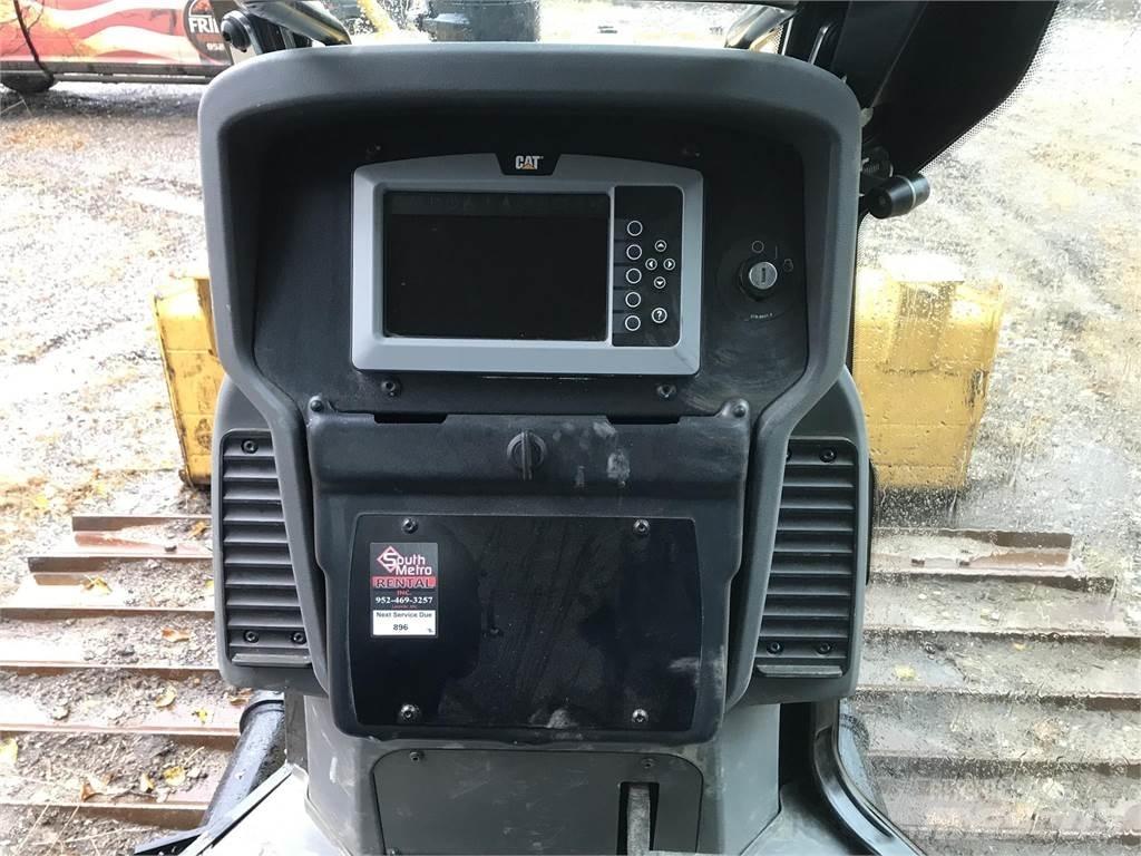 CAT D5K2 LGP Buldožerji goseničarji