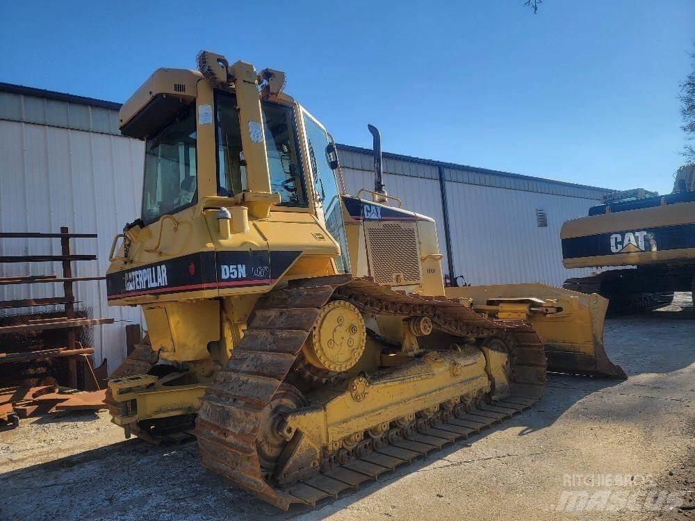 CAT D5N LGP Buldožerji goseničarji