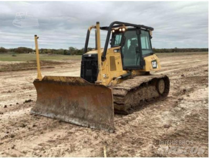 CAT D6K2 LGP Buldožerji goseničarji