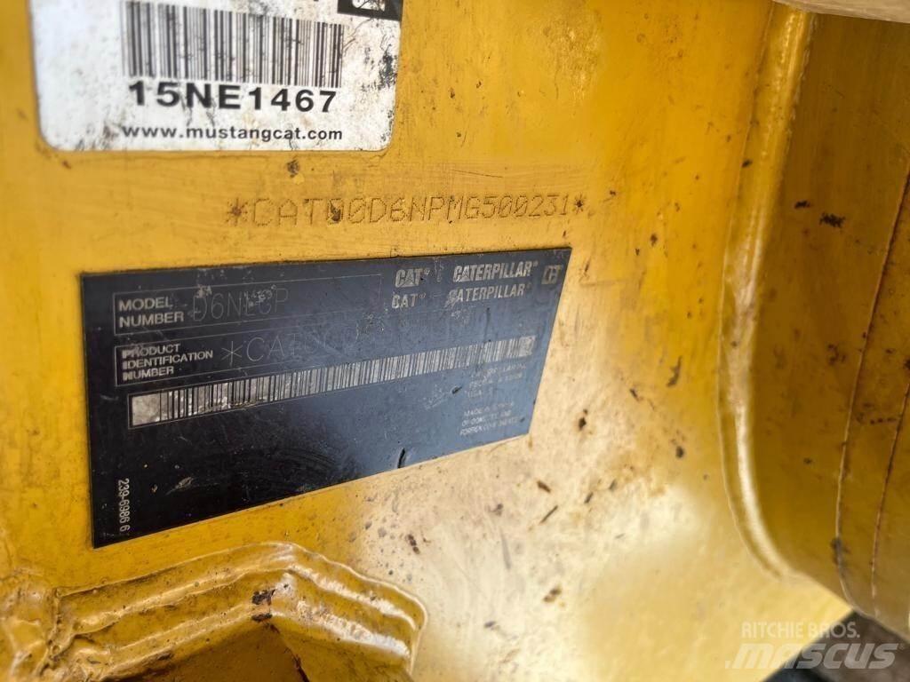 CAT D6N LGP Buldožerji goseničarji