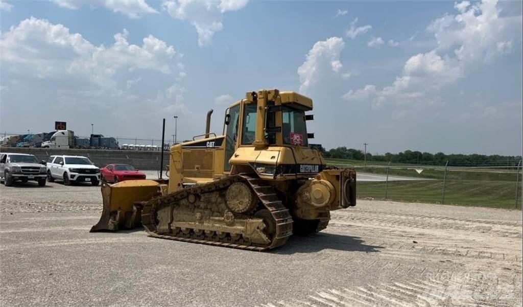 CAT D6N XL Buldožerji goseničarji