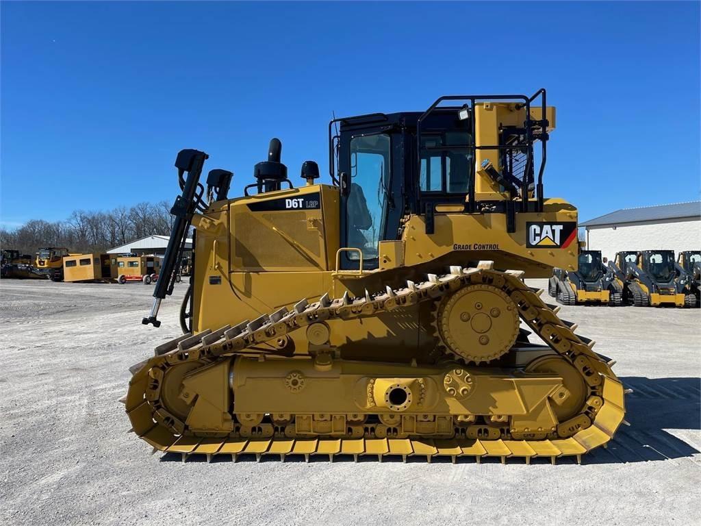 CAT D6T LGP Buldožerji goseničarji