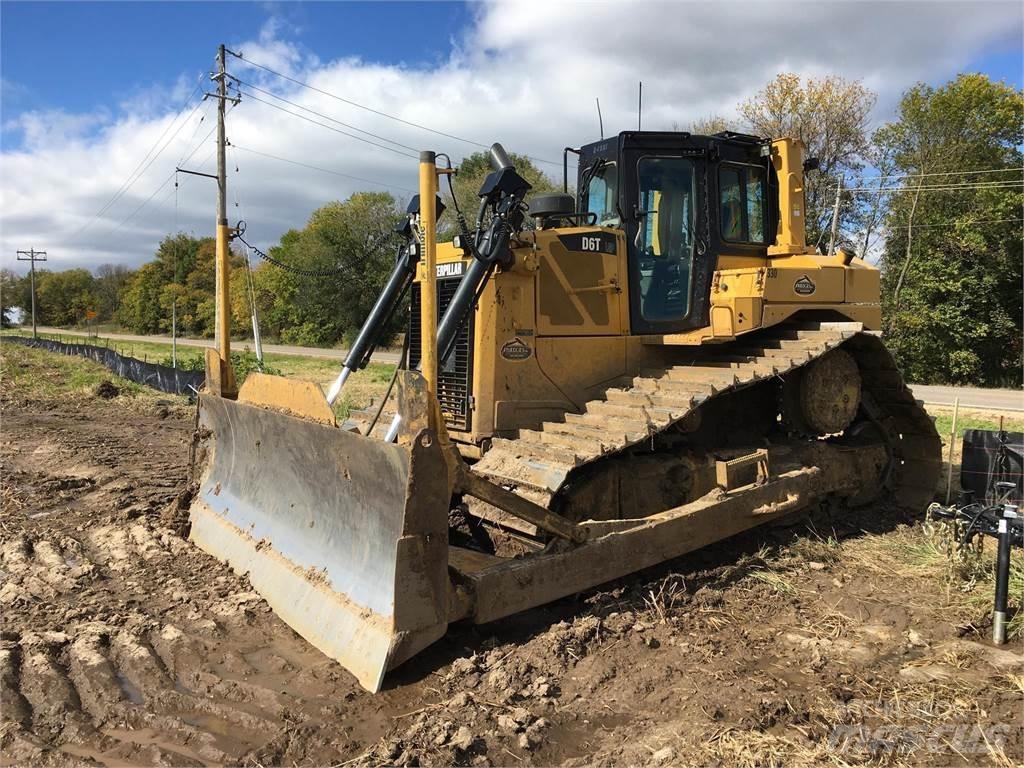 CAT D6T LGP Buldožerji goseničarji