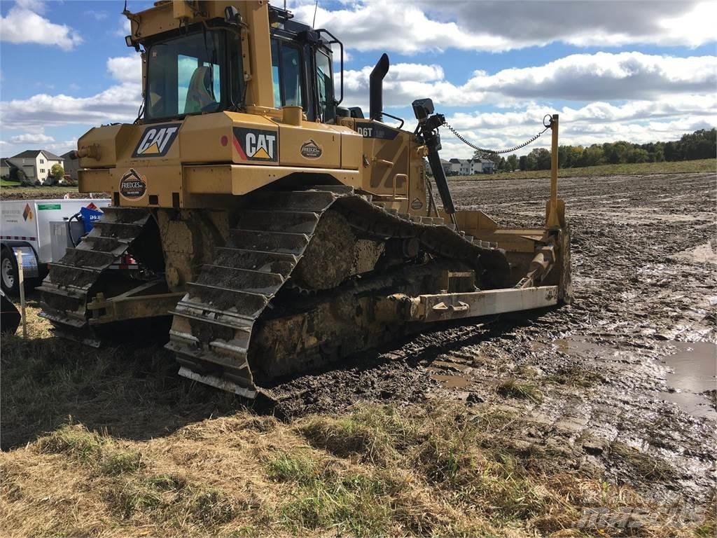 CAT D6T LGP Buldožerji goseničarji