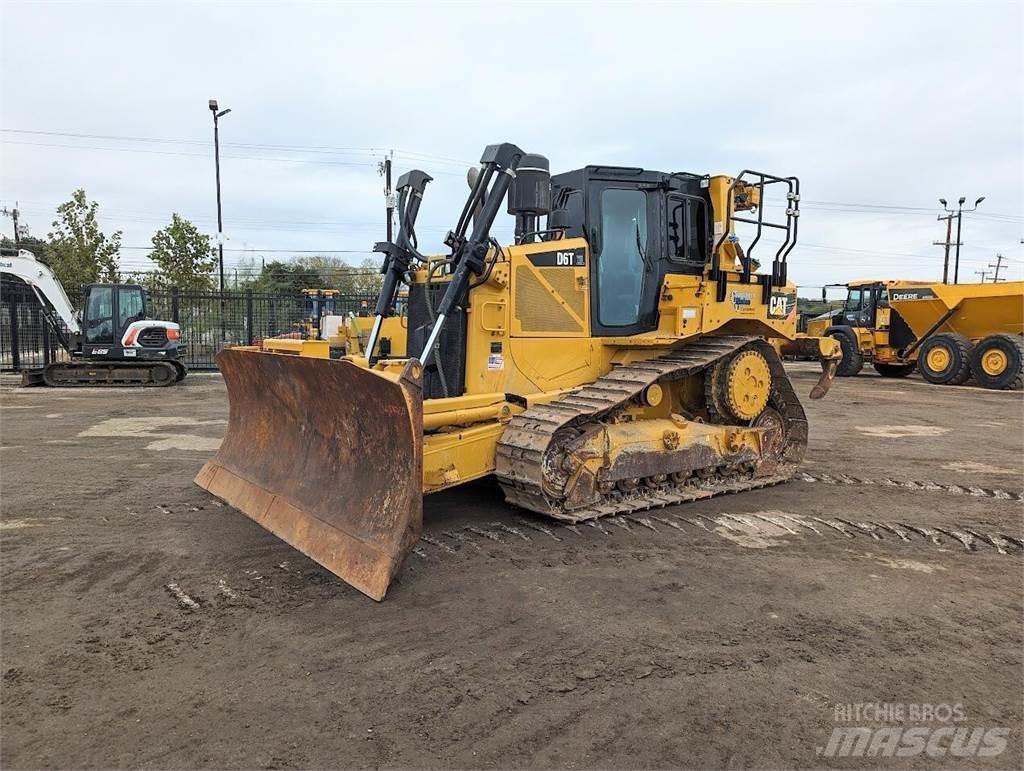 CAT D6T XL Buldožerji goseničarji
