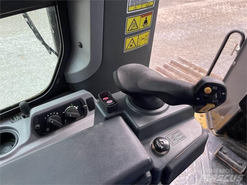 CAT D7E LGP Buldožerji goseničarji
