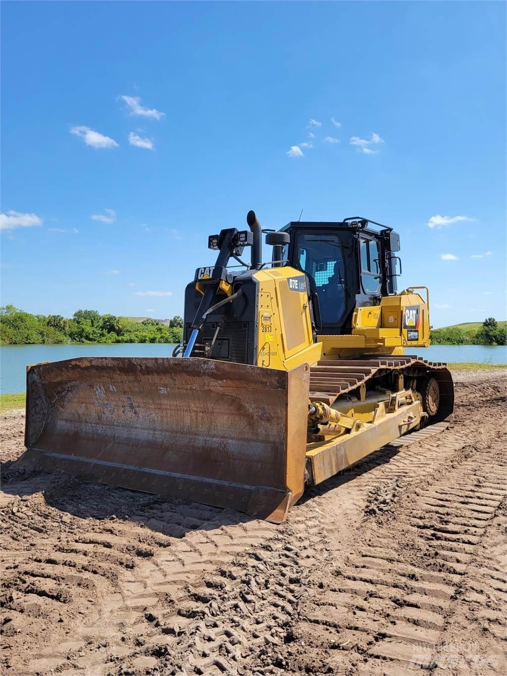 CAT D7E LGP Buldožerji goseničarji