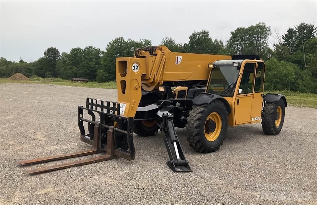 CAT TL1255 Teleskopski viličarji