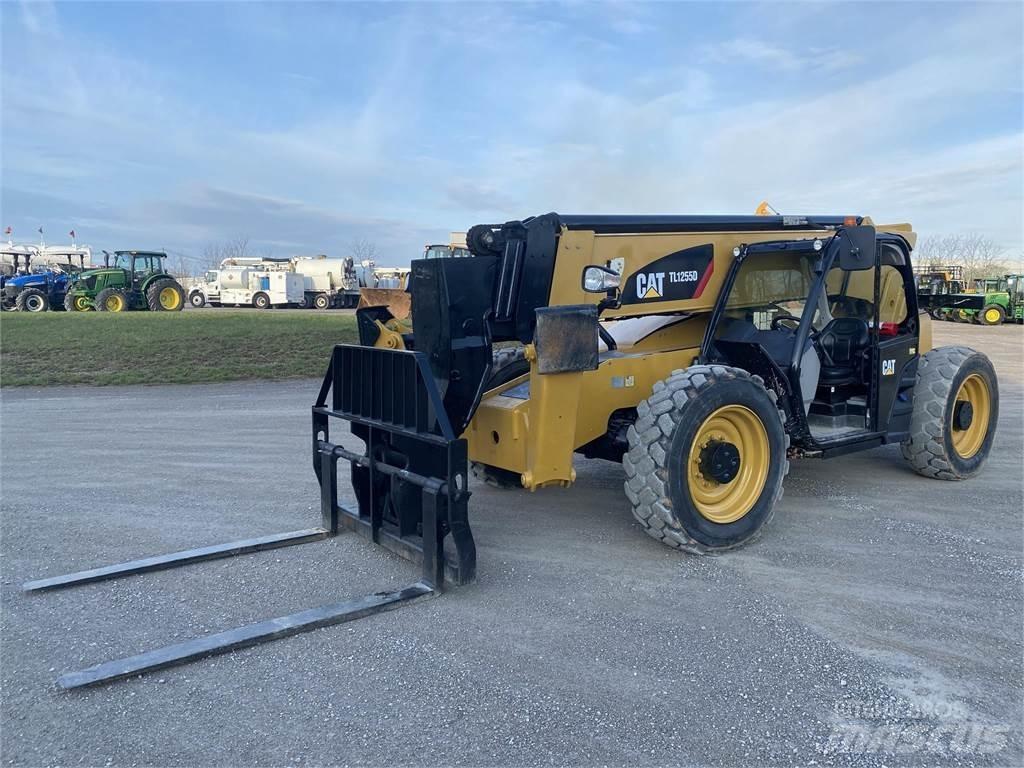CAT TL1255D Teleskopski viličarji