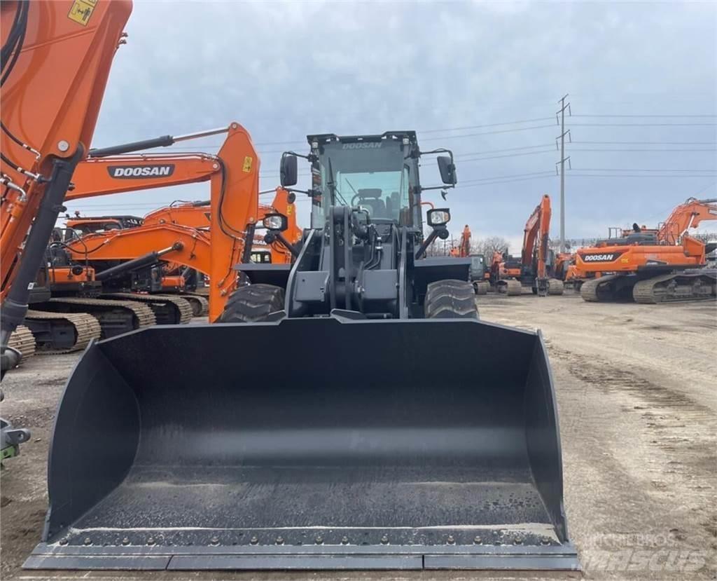 Develon DL280-7 Kolesni nakladalci