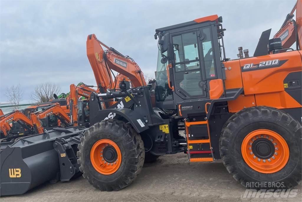 Develon DL280-7 Kolesni nakladalci