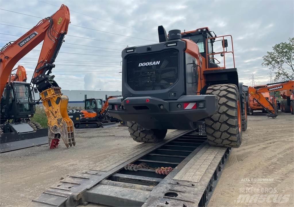 Develon DL580-7 Kolesni nakladalci