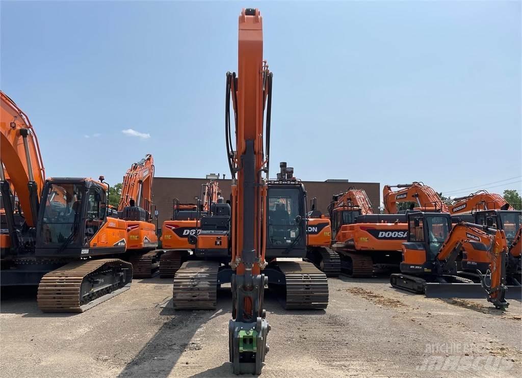 Develon DX225 LC-7 Bagri goseničarji