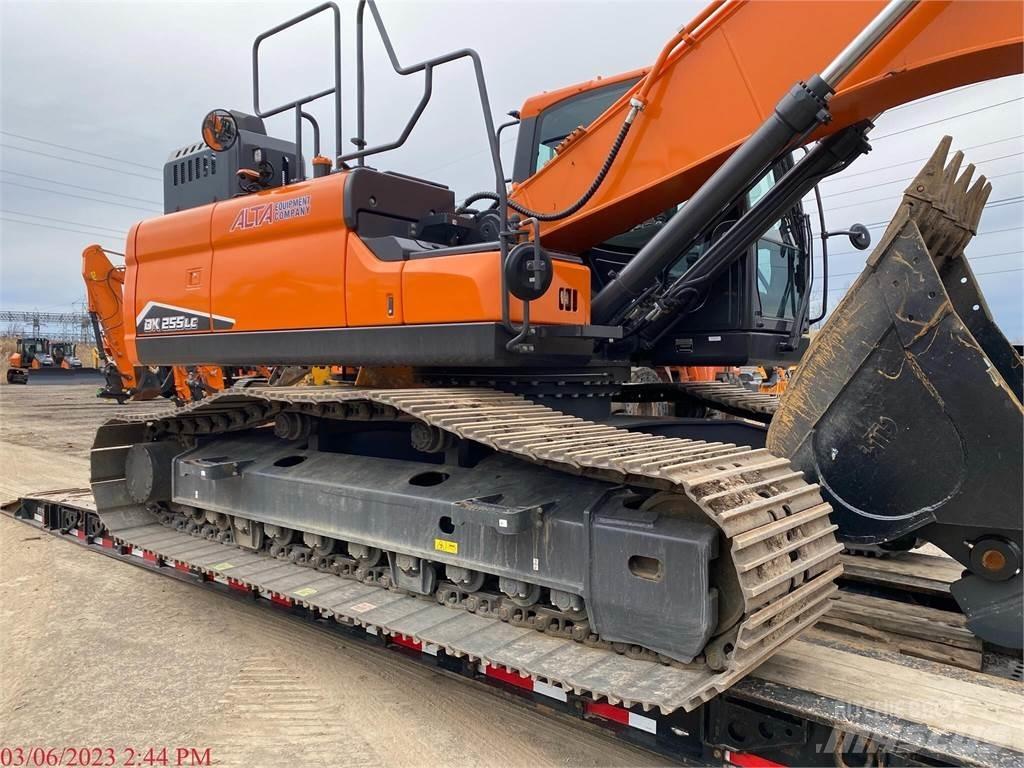 Develon DX255 LC-7 Bagri goseničarji