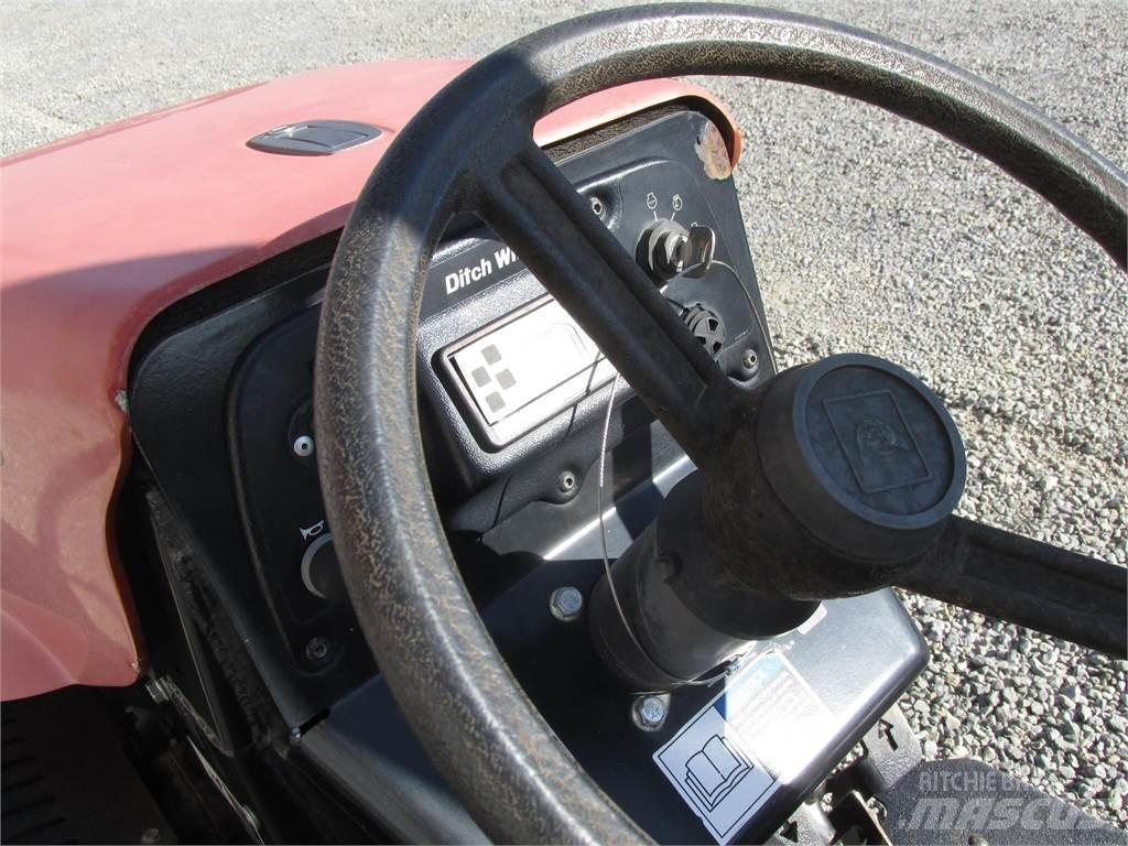 Ditch Witch RT30 Freze za kopanje jarkov Trenčerji
