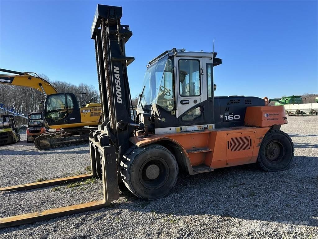 Doosan D160S-7 Viličarji - drugo
