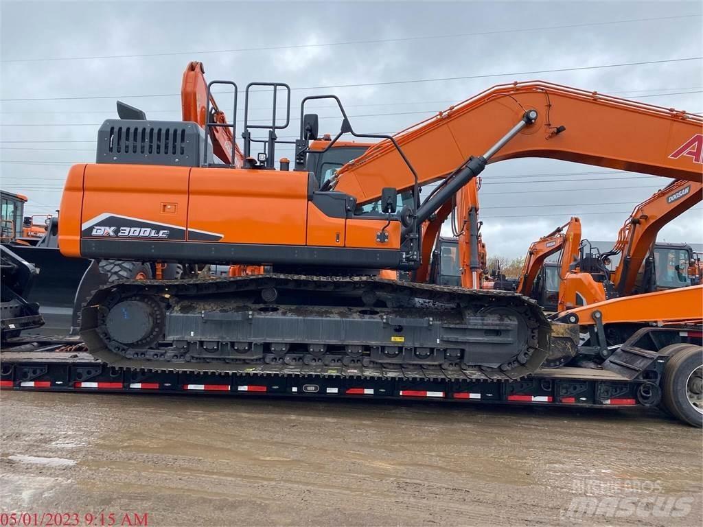 Doosan DX300 LC Bagri goseničarji