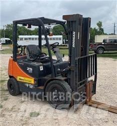 Doosan G25P-5 Viličarji - drugo