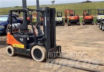 Doosan G25P-5 Viličarji - drugo