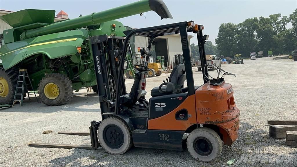 Doosan G25P-5 Viličarji - drugo