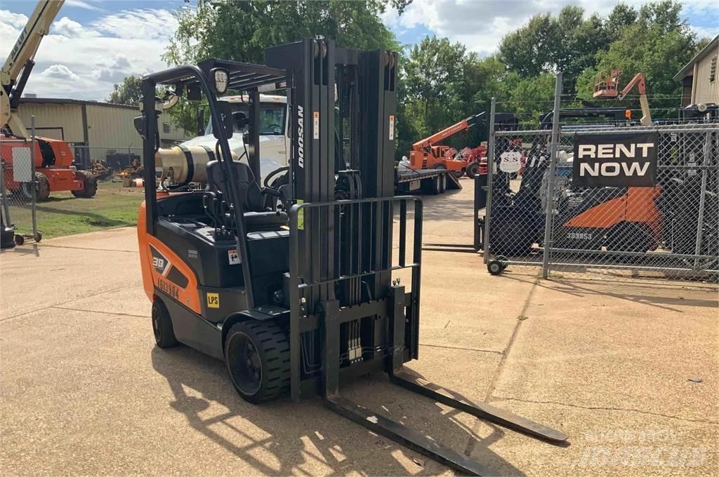 Doosan GC30S-9 Viličarji - drugo