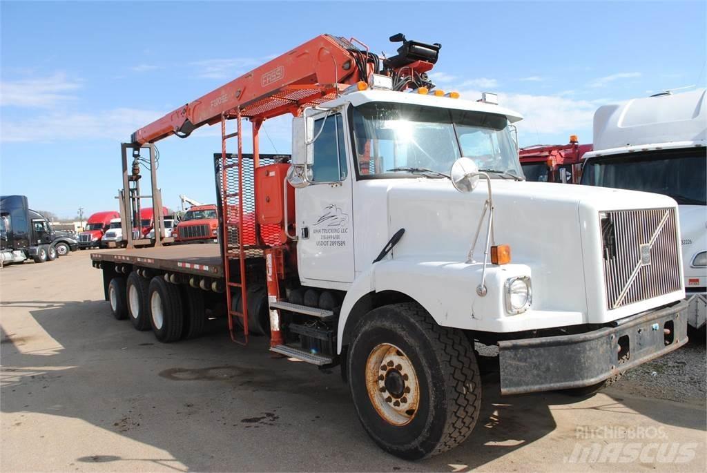 Fassi F230SE Nakladalci za les