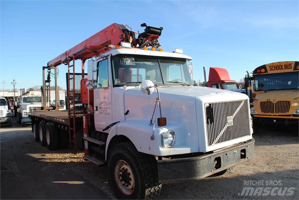 Fassi F230SE Nakladalci za les