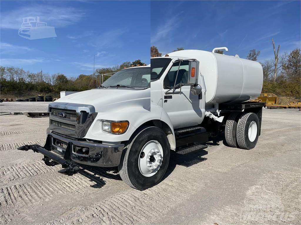 Ford F650 XL SD Tovornjaki za vodo