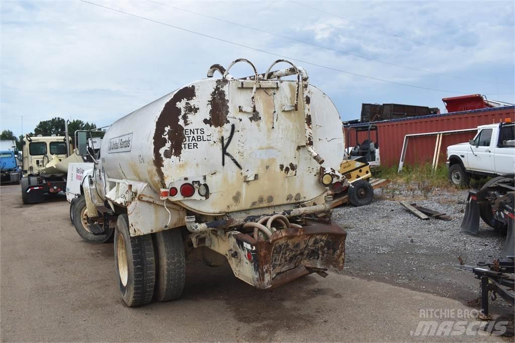 Ford F750 Tovornjaki cisterne