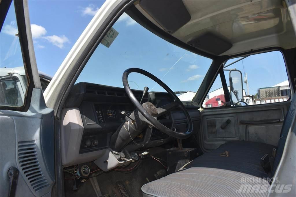 Ford F800 Kiper tovornjaki