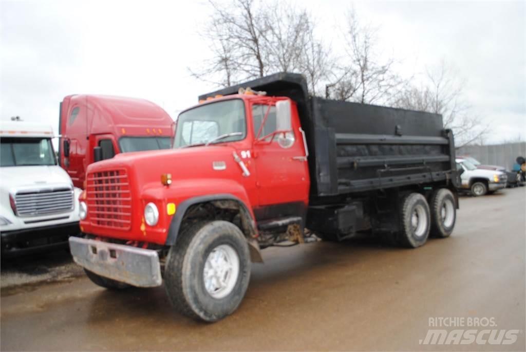 Ford L8000 Kiper tovornjaki