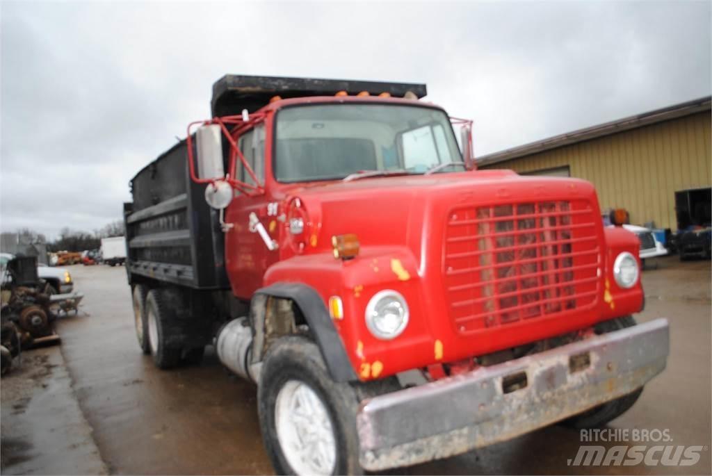 Ford L8000 Kiper tovornjaki