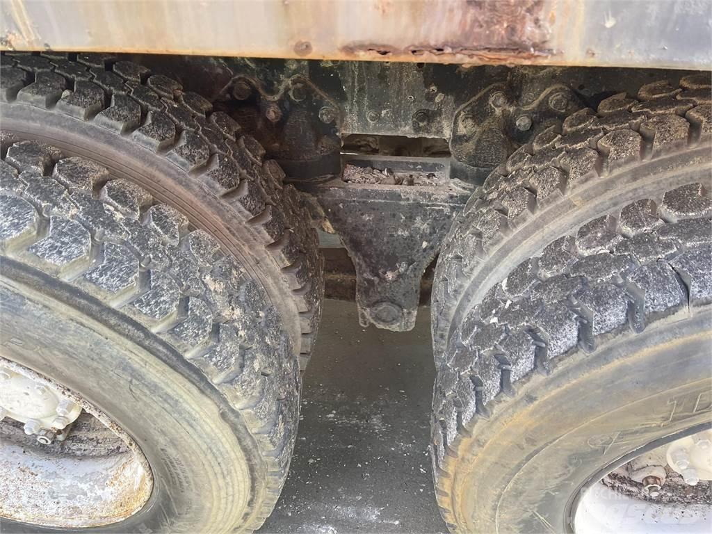 Ford L8000 Kiper tovornjaki