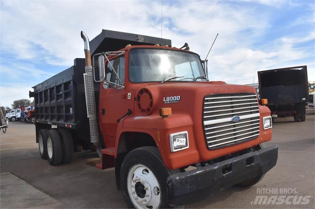 Ford L8000 Kiper tovornjaki