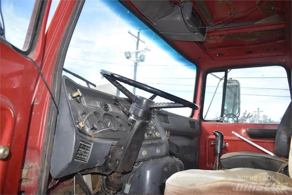 Ford L8000 Kiper tovornjaki
