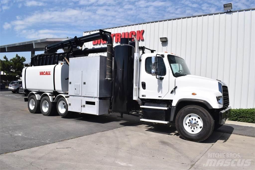 Freightliner 114SD Tovornjaki cisterne