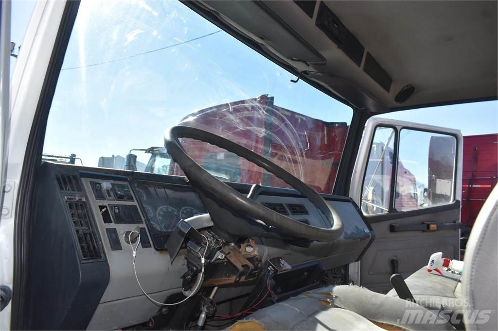 Freightliner FL60 Kiper tovornjaki