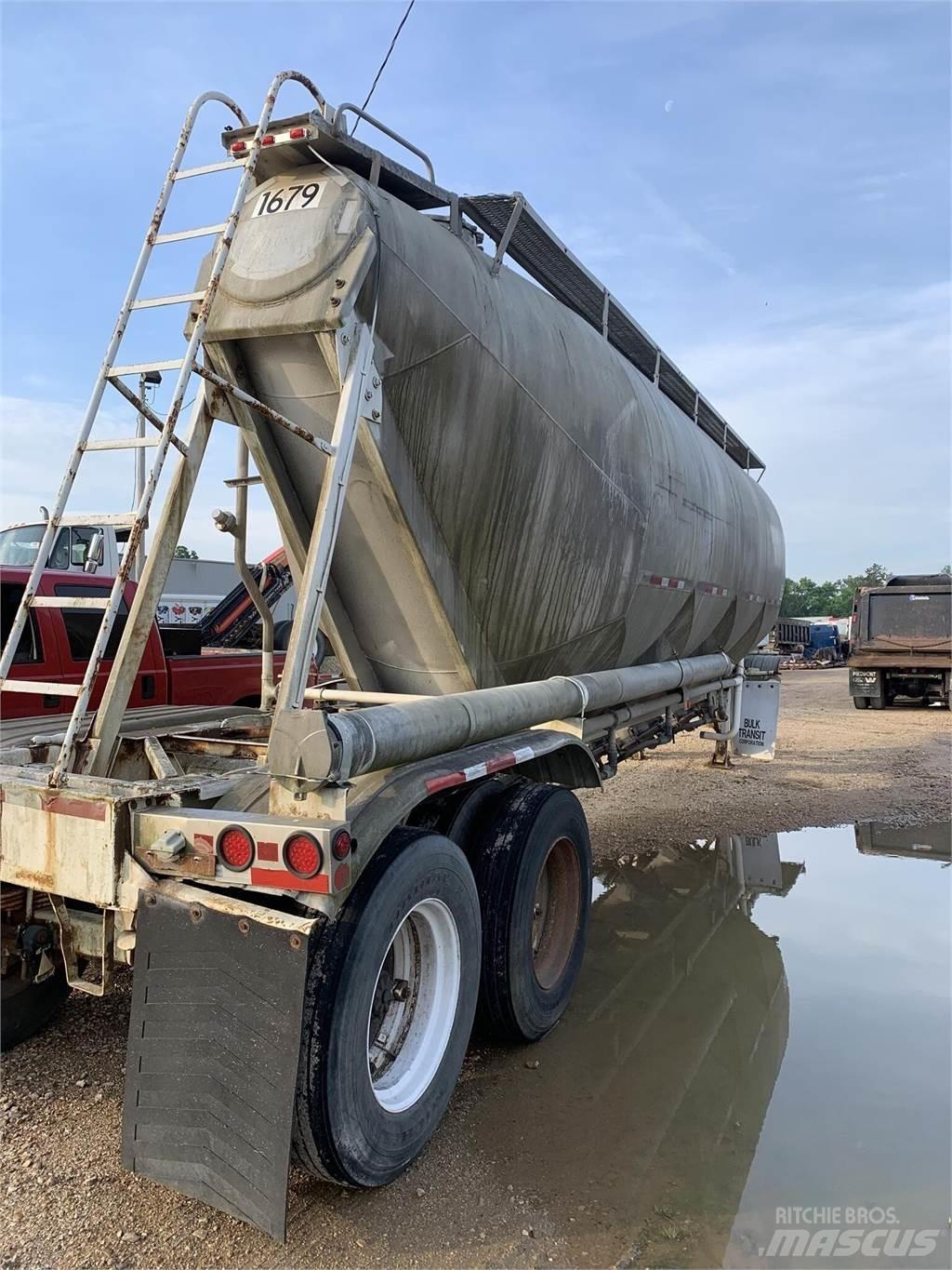 Fruehauf  Prikolice cisterne