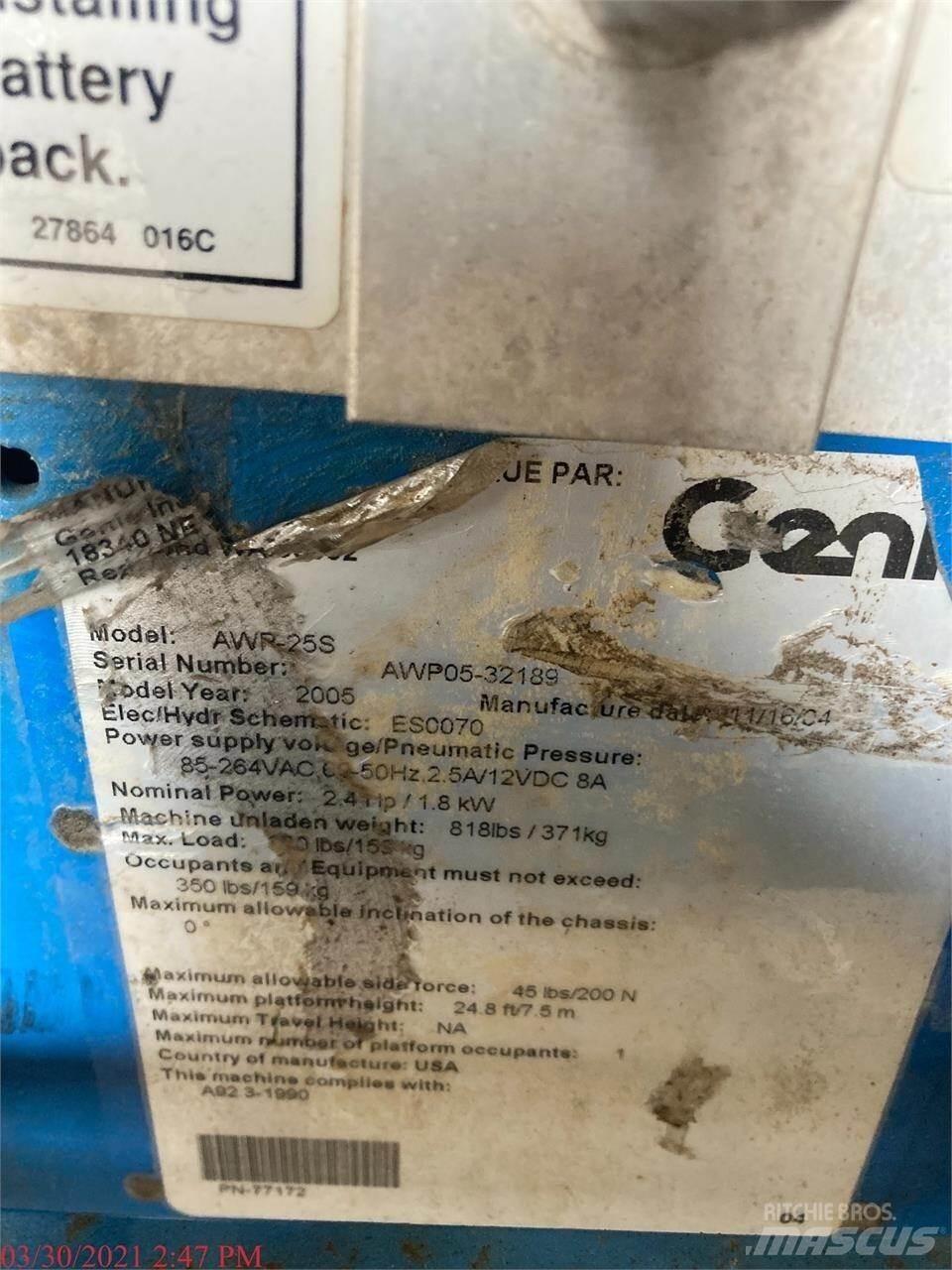 Genie AWP25S Vertikalna dvigala