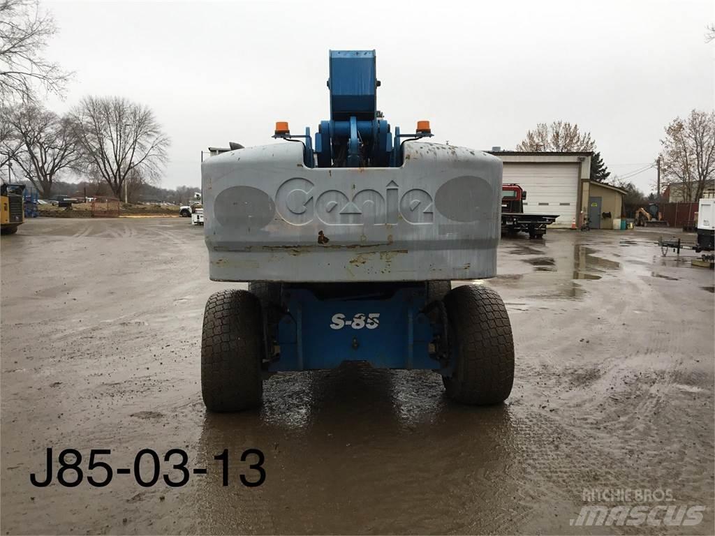 Genie S85 Teleskopske dvižne ploščadi
