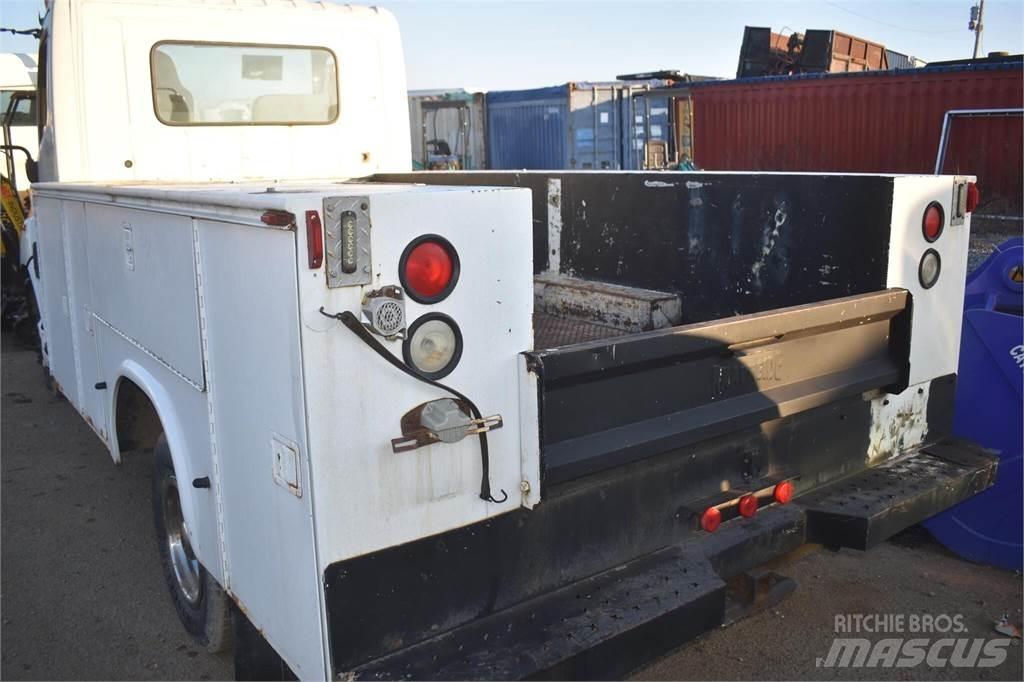 Hino 145 Komunalna vozila