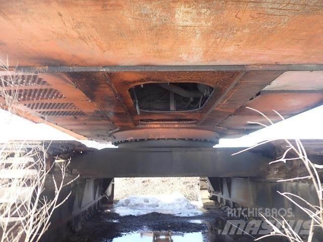 Hitachi EX700 Bagri goseničarji