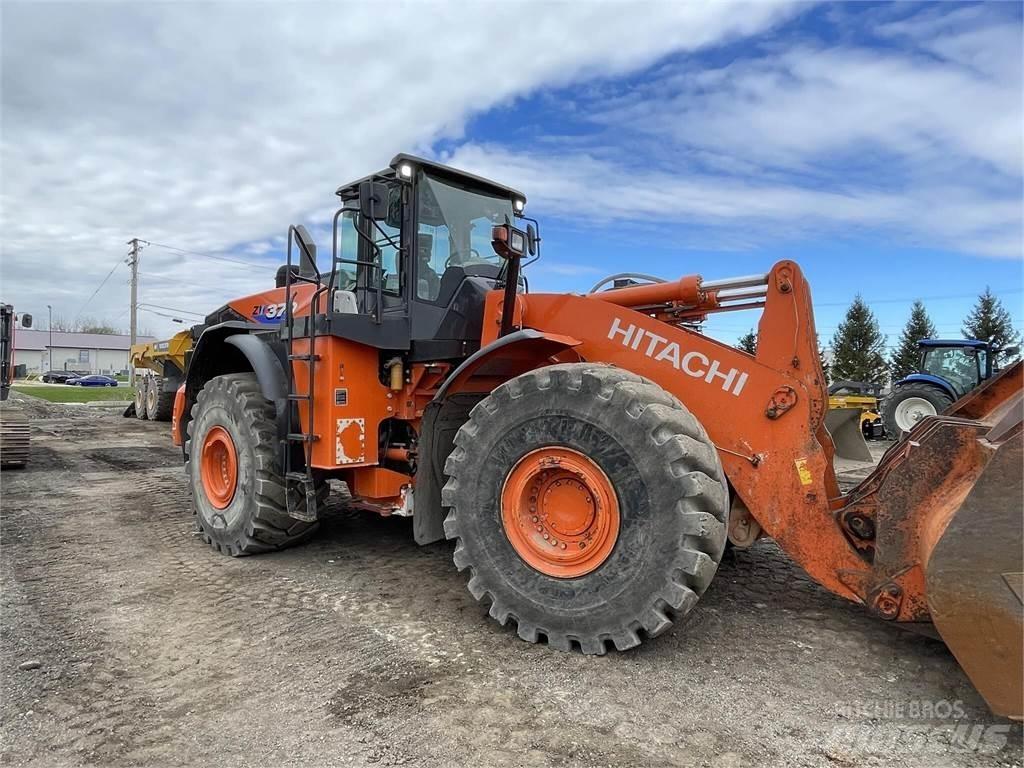 Hitachi ZW370-6 Kolesni nakladalci