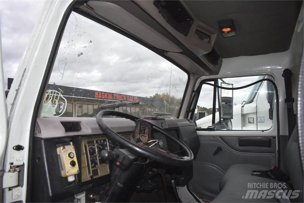 International 4700 Kiper tovornjaki