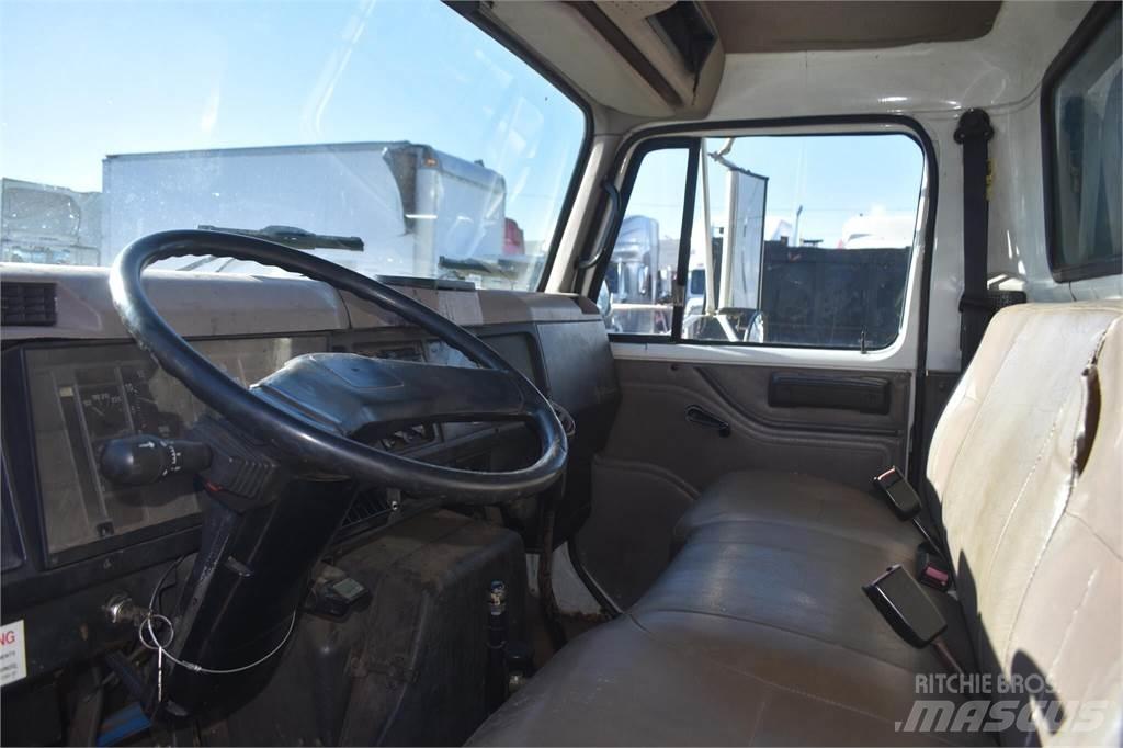 International 4700 Kiper tovornjaki