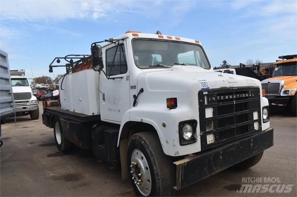 International S2300 Tovornjaki cisterne